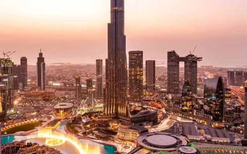 چطور با خرید ملک در دبی، اقامت بگیریم؟