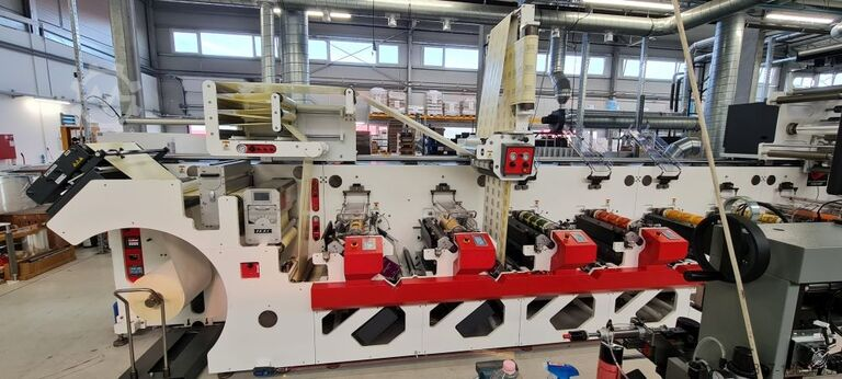 وقتی کیفیت لیبل تعیین‌کننده اعتبار برند است؛ آشنایی با توانمندی‌های پارسیان لیبل